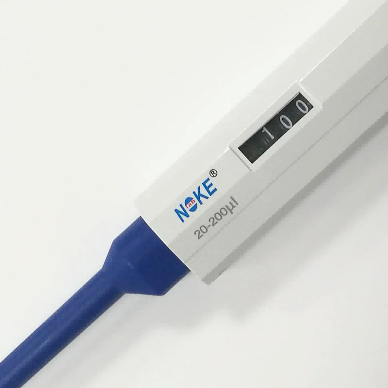 graduated pipette and bulb pipette